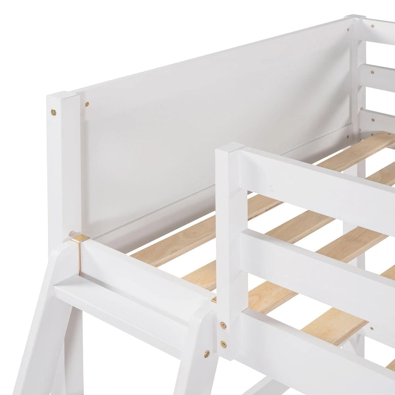 Lit mezzanine simple avec échelle